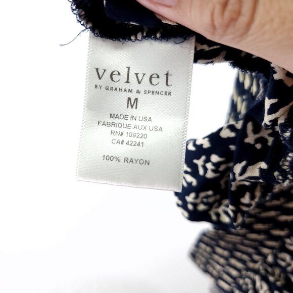 Velvet By Graham & Spencer Trousers Size Medium Tapered Leg Casual Pant OAP - Picture 8 of 13